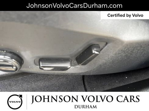 Used 2023 Volvo XC60 B5 Plus image 26