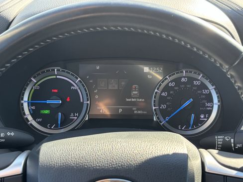 Used 2022 Toyota Highlander Limited image 21