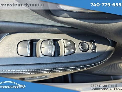 Used 2017 Nissan Murano SL w/ SL Technology Package image 15