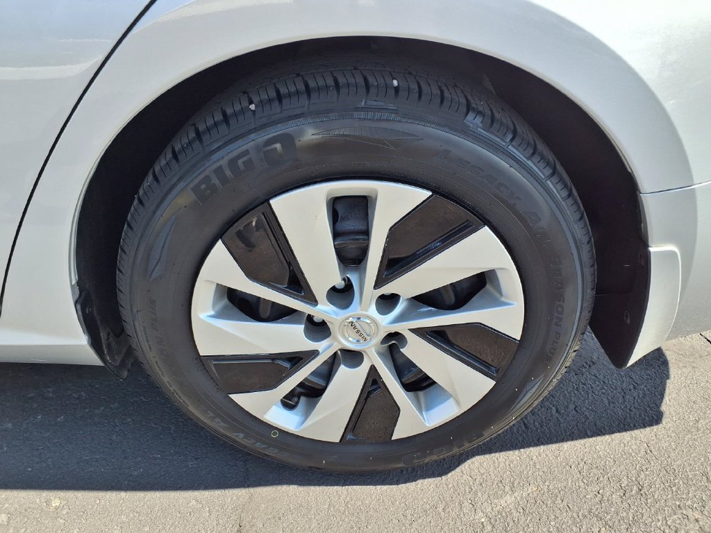 Used 2020 Nissan Altima 2.5 S FWD image 15