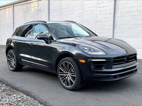 New 2026 Porsche Macan S image 7