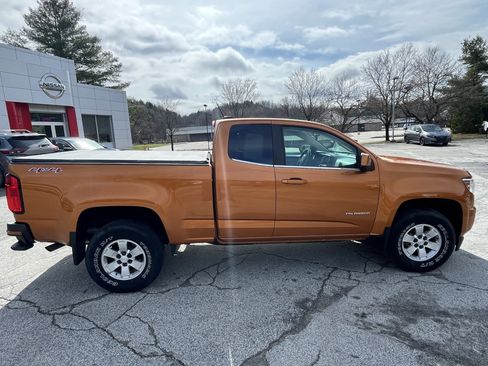Used 2017 Chevrolet Colorado W/T w/ WT Convenience Package AWD/4WD image 8