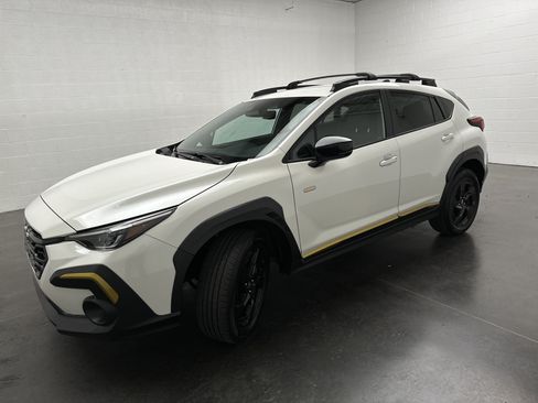 Used 2024 Subaru Crosstrek 2.5i Sport w/ Crosstrek Mirror Package AWD/4WD image 4