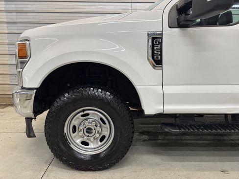 Used 2020 Ford F250 XL w/ Power Equipment Group AWD/4WD image 4