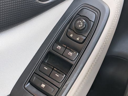 Used 2021 Subaru Forester Premium image 19