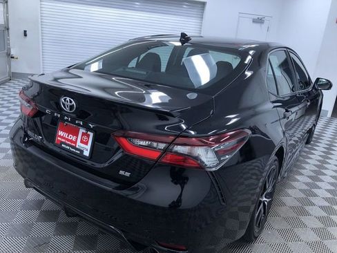 Used 2023 Toyota Camry SE image 26