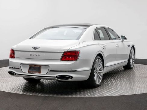 Used 2023 Bentley Flying Spur W12 image 26