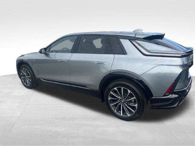 New 2027 Cadillac Lyriq Sport RWD image 3