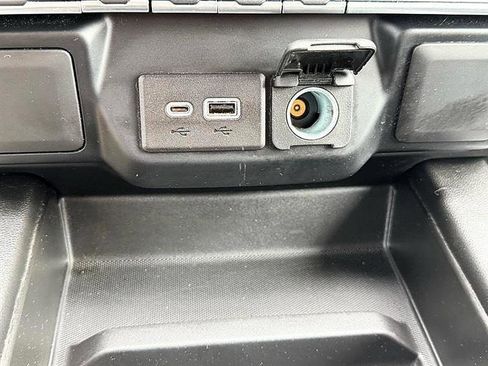 Used 2022 Chevrolet Silverado 1500 LT Trail Boss w/ Bed Protection Package AWD/4WD image 46