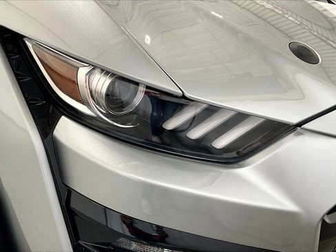 Used 2020 Ford Mustang Shelby GT500 w/ Technology Package image 27