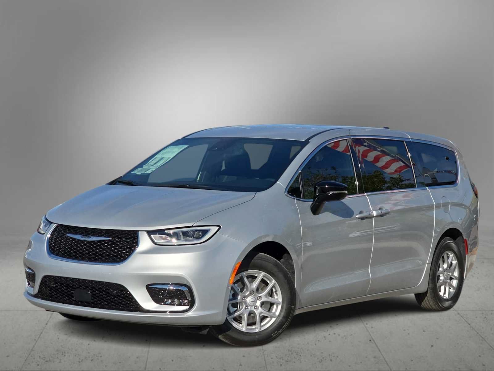 Used 2026 Chrysler Pacifica Select FWD image 1