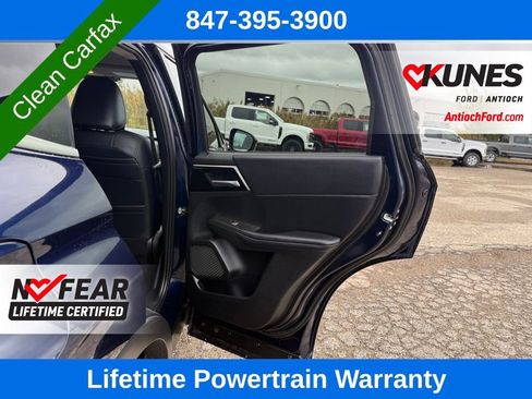 Used 2024 Mitsubishi Outlander SE image 17