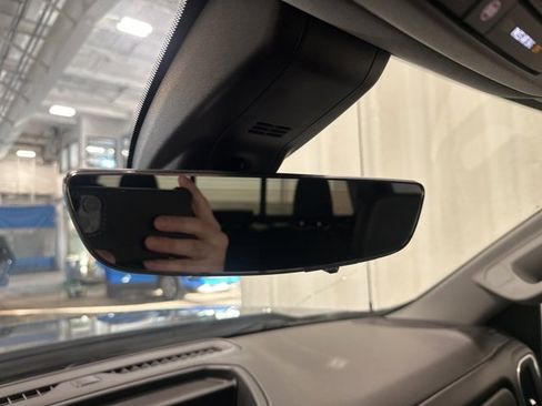 Used 2022 Chevrolet Silverado 1500 LTZ w/ LTZ Premium Package image 35