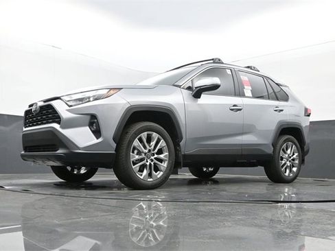 New 2025 Toyota RAV4 XLE Premium image 27