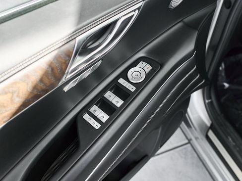 Used 2024 Genesis GV80 2.5T image 19