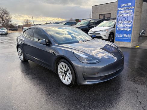Used 2022 Tesla Model 3 Long Range image 4