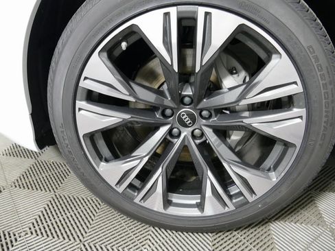 New 2026 Audi Q8 Premium Plus image 9