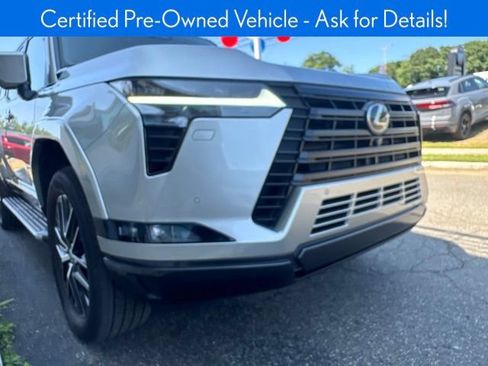 Used 2024 Lexus GX 550 w/ Accessory Package (2T) AWD/4WD image 25