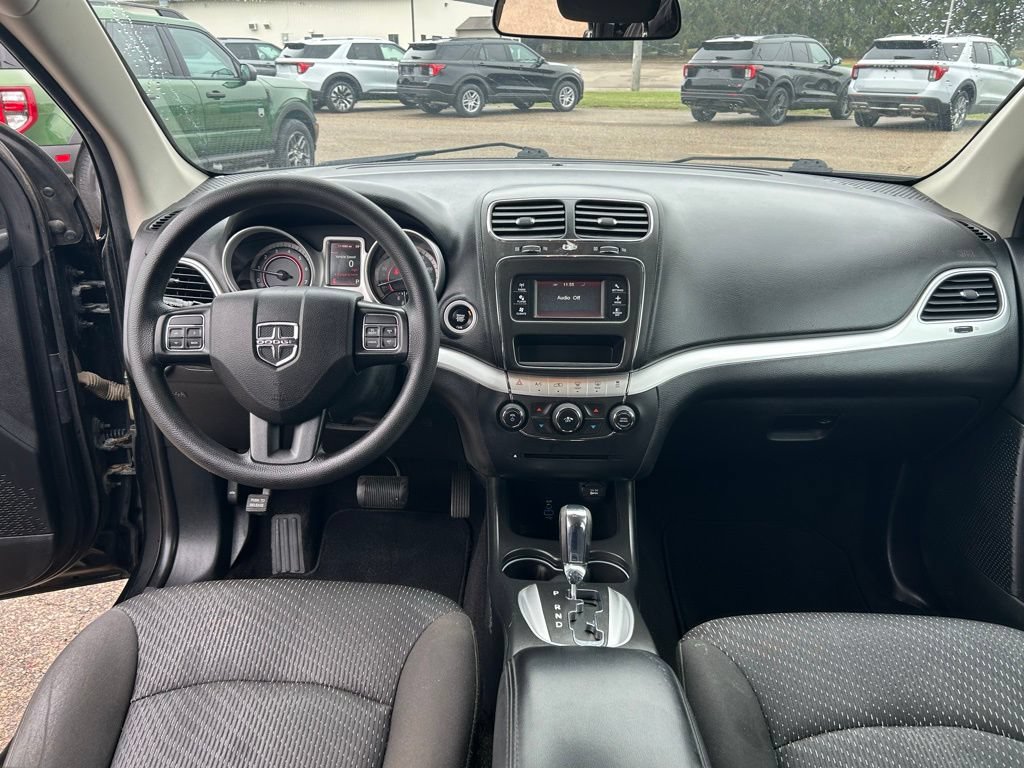 Used 2018 Dodge Journey SE w/ Blacktop Package FWD image 14