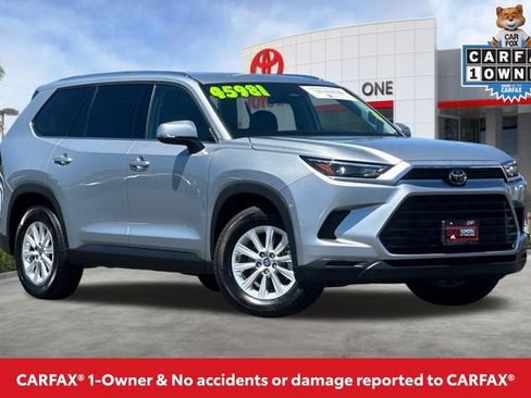 Certified 2025 Toyota Grand Highlander FWD image 2