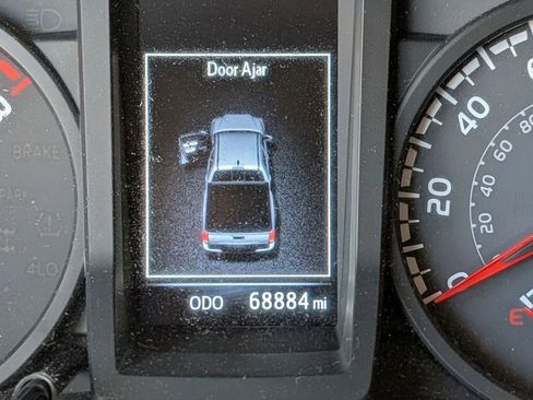 Used 2021 Toyota Tacoma SR5 image 32