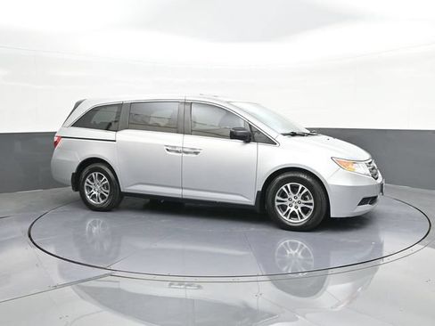 Used 2013 Honda Odyssey EX-L image 17