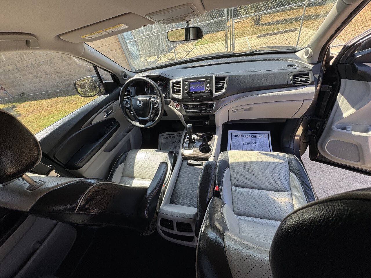 Used 2017 Honda Pilot LX image 26