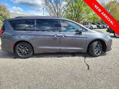Used 2020 Chrysler Pacifica Limited w/ S Appearance Package