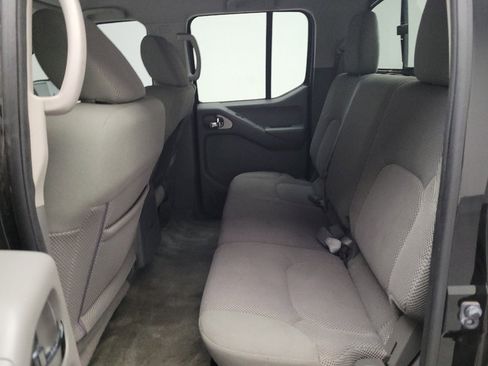 Used 2014 Nissan Frontier SV w/ SV Value Truck Package image 18