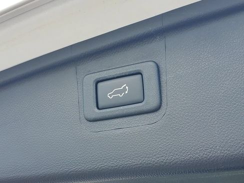 Used 2018 Subaru Outback 2.5i Premium AWD/4WD image 29