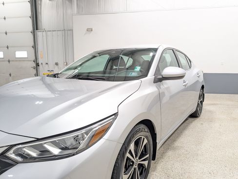 Used 2022 Nissan Sentra SV image 7