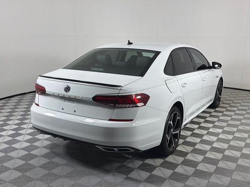 Used 2020 Volkswagen Passat 2.0T R-Line FWD image 5
