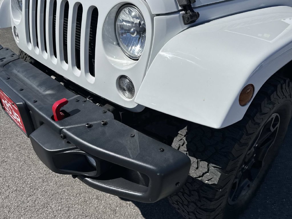 Used 2015 Jeep Wrangler Unlimited Rubicon AWD/4WD image 34