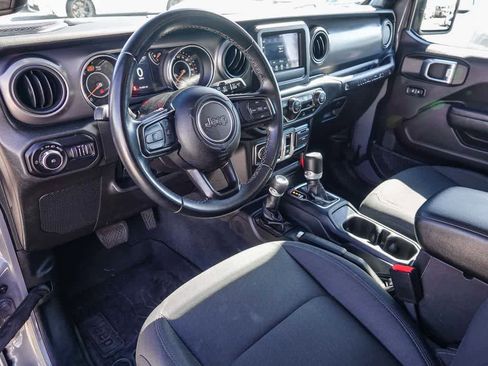 Certified 2022 Jeep Wrangler Willys image 12