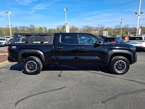 Used 2025 Toyota Tacoma TRD Off-Road w/ TRD Off Road Premium Package image 9