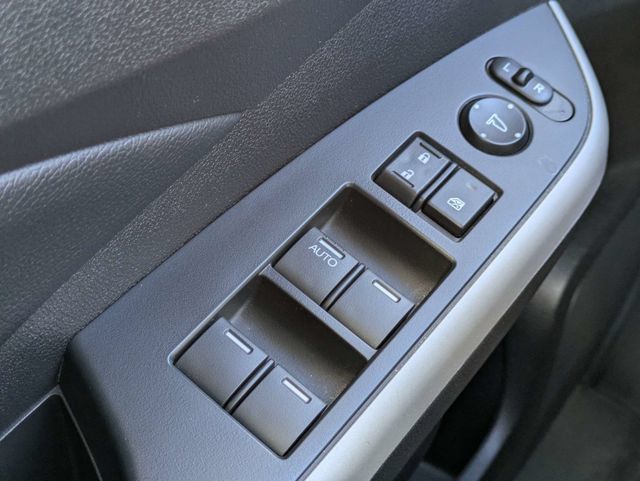 Used 2012 Honda CR-V EX-L image 23