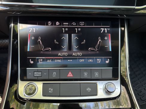 Used 2023 Audi Q8 Premium Plus AWD/4WD image 27