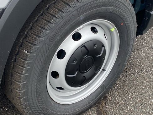 New 2026 Ford Transit 250 148 Medium Roof image 15