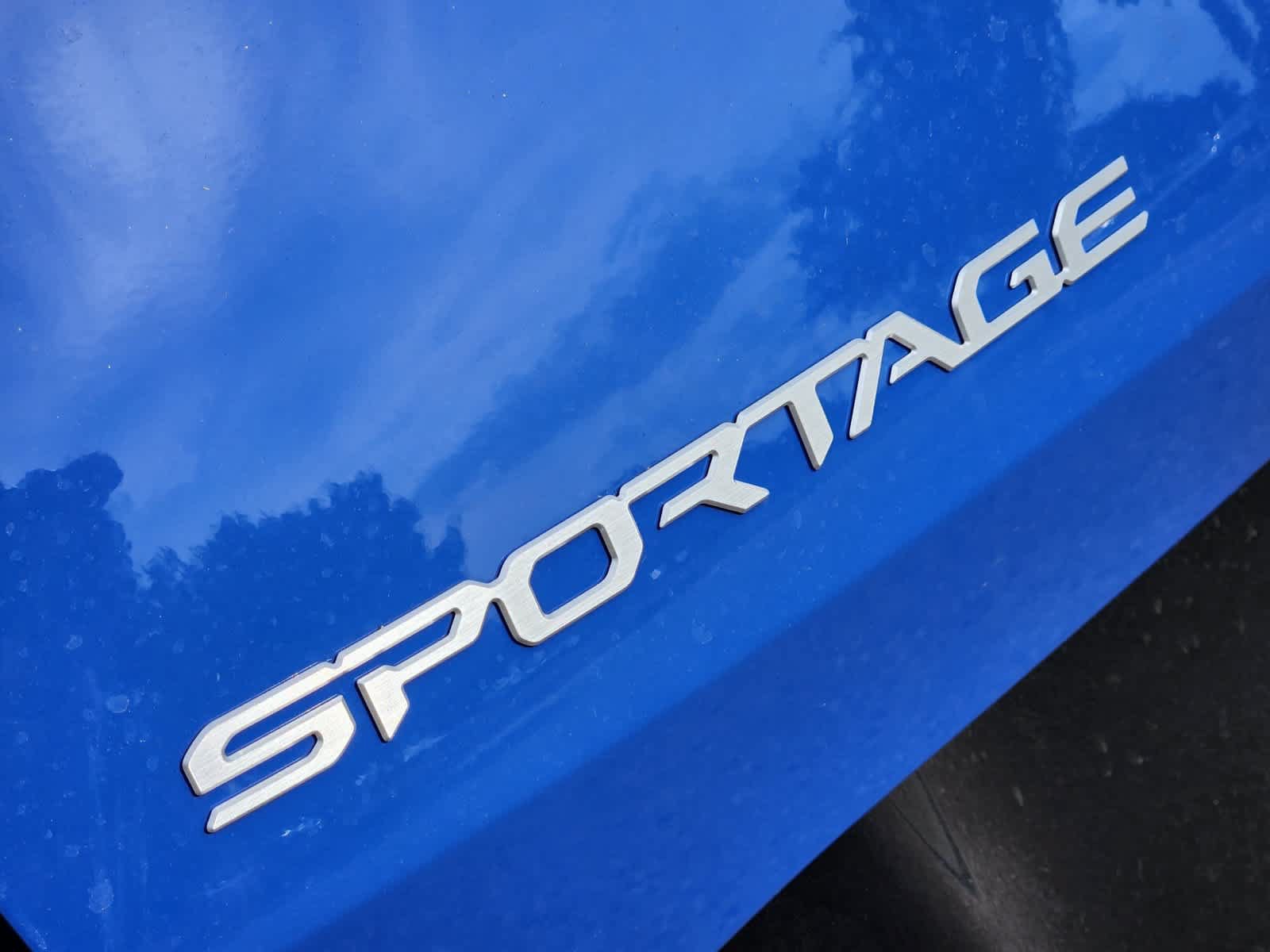New 2026 Kia Sportage SX FWD image 9