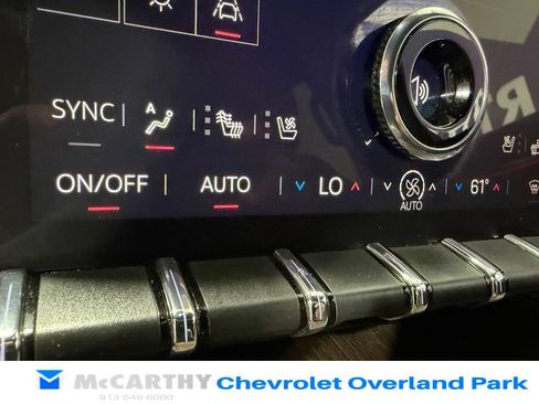 Used 2025 GMC Acadia Denali w/ Super Cruise Package FWD image 22
