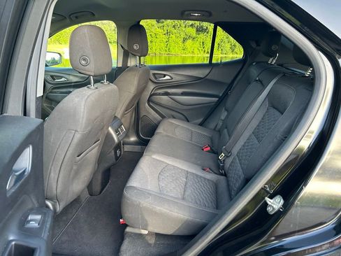 Used 2019 Chevrolet Equinox LT w/ Driver Convenience Package FWD image 14