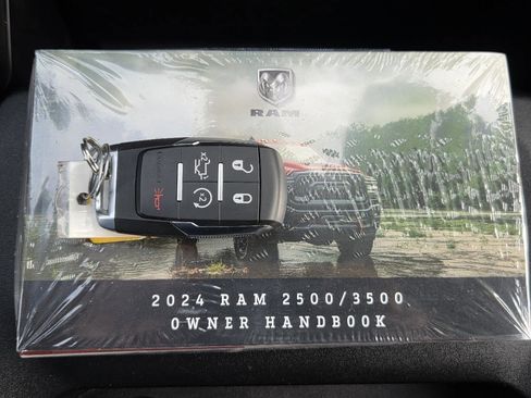 Used 2024 RAM 2500 Laramie w/ Snow Chief Group image 42