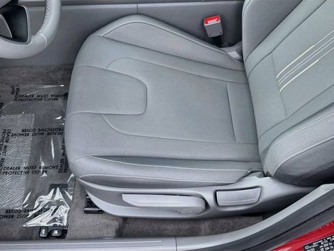 Certified 2026 Hyundai Elantra Sport FWD image 20