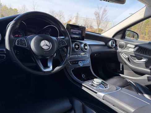 Used 2017 Mercedes-Benz C 300 4MATIC Sedan image 20
