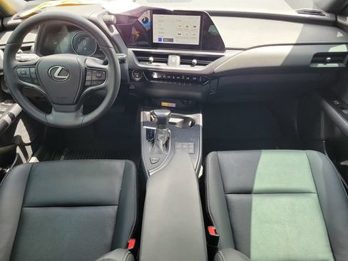 Used 2024 Lexus UX 250h FWD w/ Premium Package image 10
