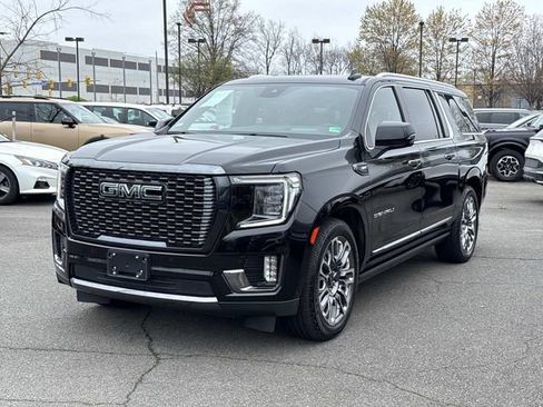Used 2023 GMC Yukon XL Denali Ultimate image 5