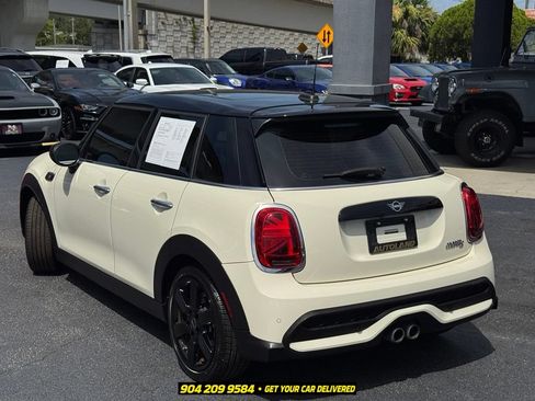 Used 2023 MINI Cooper S w/ Signature Upholstery Package FWD image 5