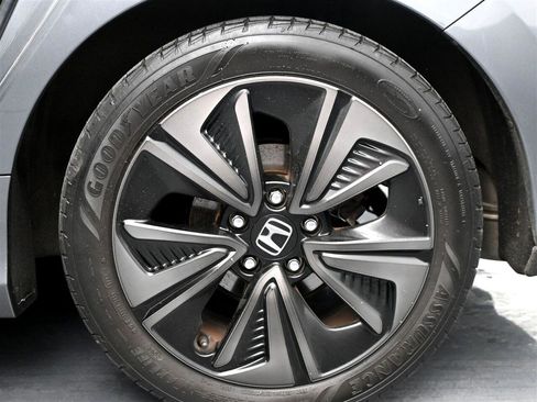 Used 2019 Honda Civic EX image 16