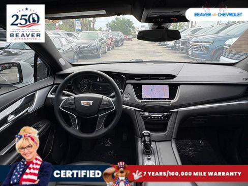 Used 2025 Cadillac XT5 Premium Luxury FWD image 16