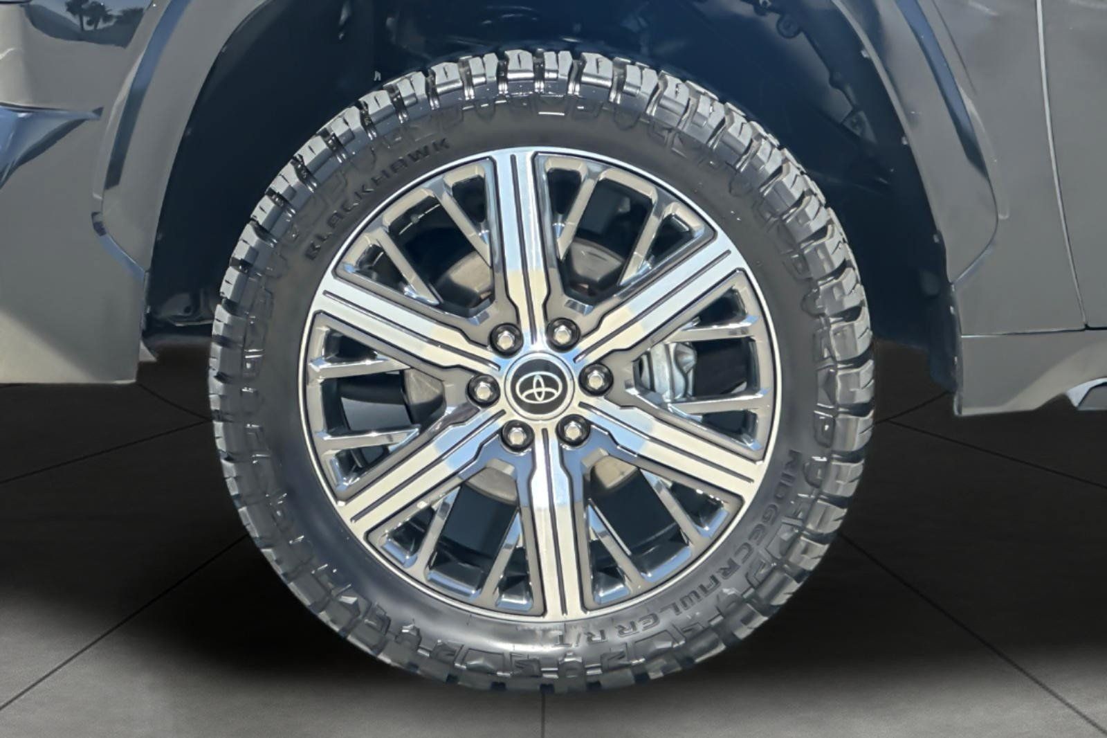 Used 2023 Toyota Tundra Capstone AWD/4WD image 24